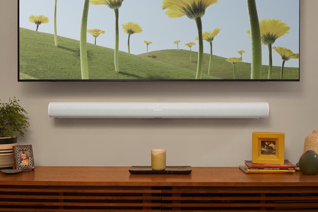 Arc_Lifestyle_White_Living_Room_02